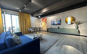Sea View Modern Apartament